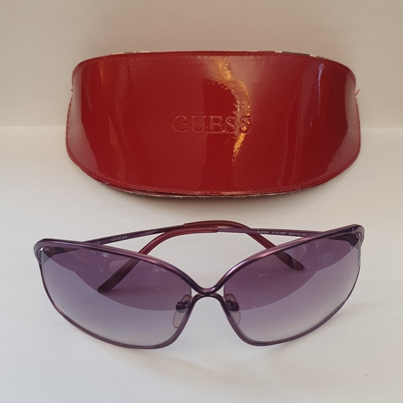 Rare Like-New Guess Butterfly Sunglasses - Picture 4 of 16
